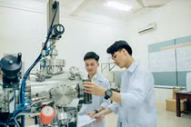 Học bổng 55-84 triệu/năm mới là "điều kiện cần" để thu hút học viên và NCS học khoa học cơ bản