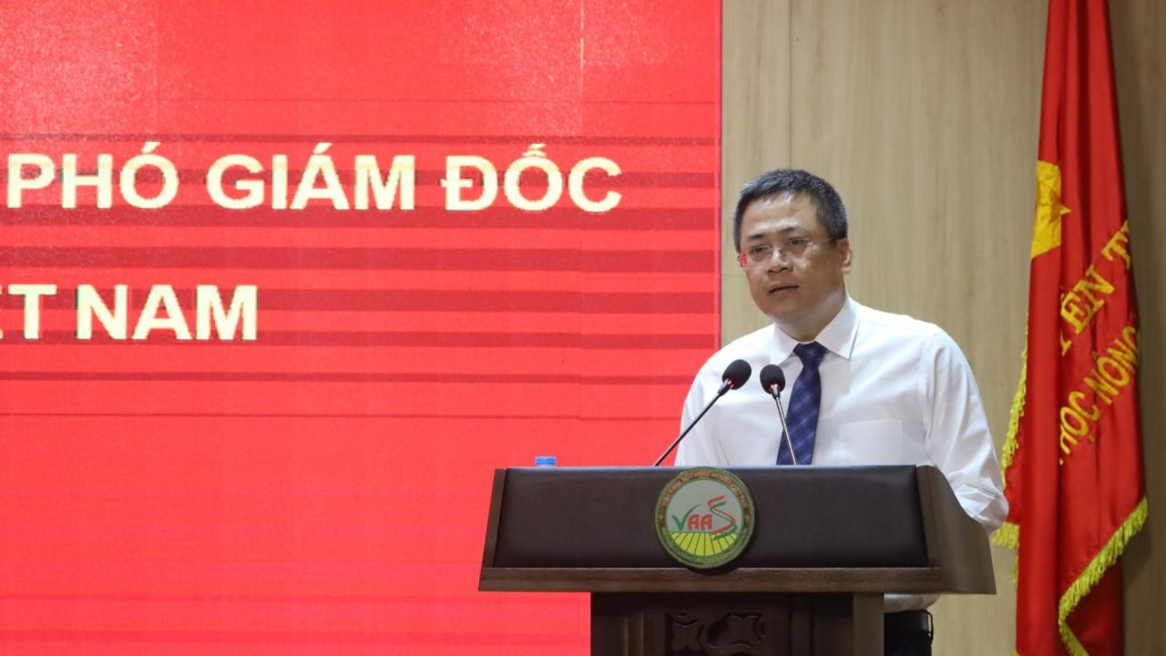 Phó Giáo sư, Tiến sĩ Trần Minh Tiến - Phó Giám đốc Viện Khoa học Nông nghiệp Việt Nam. Ảnh: Viện Khoa học Nông nghiệp Việt Nam