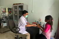 Nhiều trường học tổng phụ trách đội kiêm nhiệm luôn công việc y tế học đường