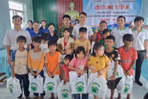 Nutifood trao dinh dưỡng đến trẻ em khó khăn tại Gia Lai