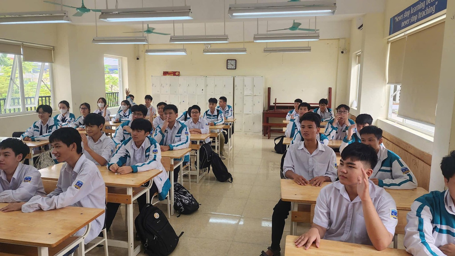 Học sinh Trường Trung học phổ thông chuyên Lương Văn Tụy (Ninh Bình). Ảnh: Website nhà trường
