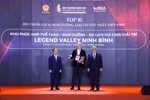 Ông Mark Andrew Gene Reeves - Đại diện Công ty CP Phát triển Gôn Thiên Đường - chủ đầu tư dự án nhận danh hiệu
