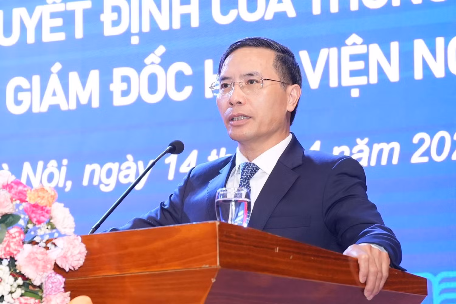 Đồng chí Phạm Đức Ấn - Ủy viên Trung ương Đảng, Bí thư Đảng ủy, Thống đốc Ngân hàng Nhà nước Việt Nam phát biểu chỉ đạo tại Hội nghị