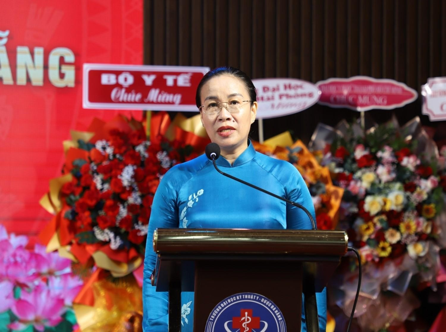 Đồng chí Nguyễn Thị Anh Thi - Phó Chủ tịch UBND thành phố Đà Nẵng phát biểu