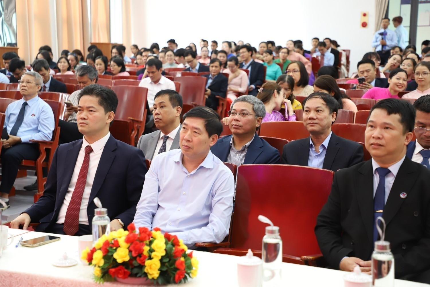 Một số đại biểu tham dự. Ảnh: NTCC