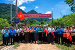Hành trình “Ánh sáng xanh” thắp sáng mọi nẻo đường Việt Nam