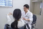 Phép màu y học giữa đời thường: Bác sĩ Vinmec “hồi sinh” đôi chân cho bé gái liệt hoàn toàn