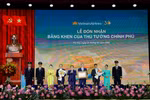 Vietnam Airlines đón nhận Bằng khen của Thủ tướng nhân dịp 30 năm thành lập 