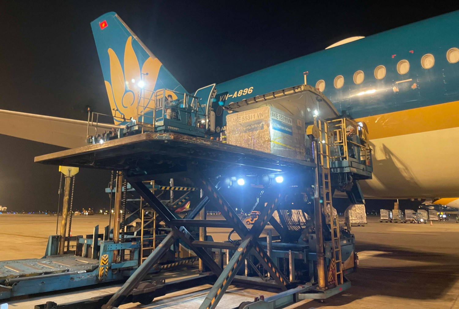 8-moi-chuyen-bay-dac-biet-la-mot-su-menh-quoc-gia-cua-vietnam-airlines.jpg