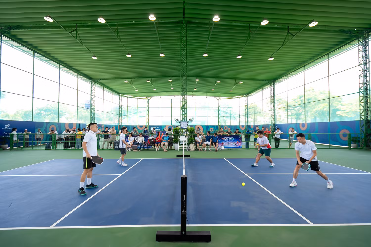 pickleball.jpg