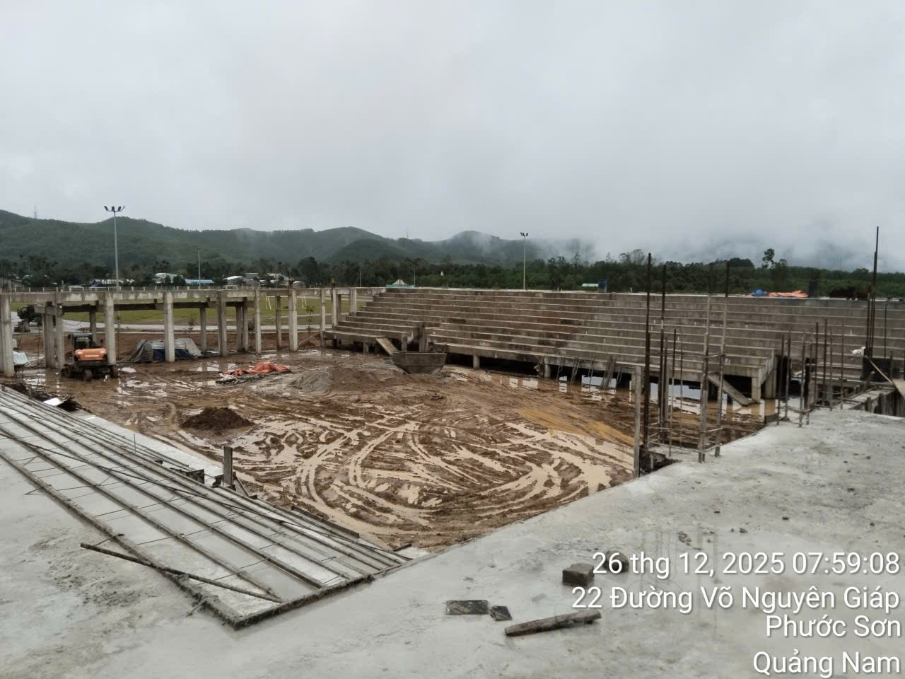 pvc-binh-son-dang-xay-dung-khu-the-thao-phuoc-son-tinh-quang-nam.jpg
