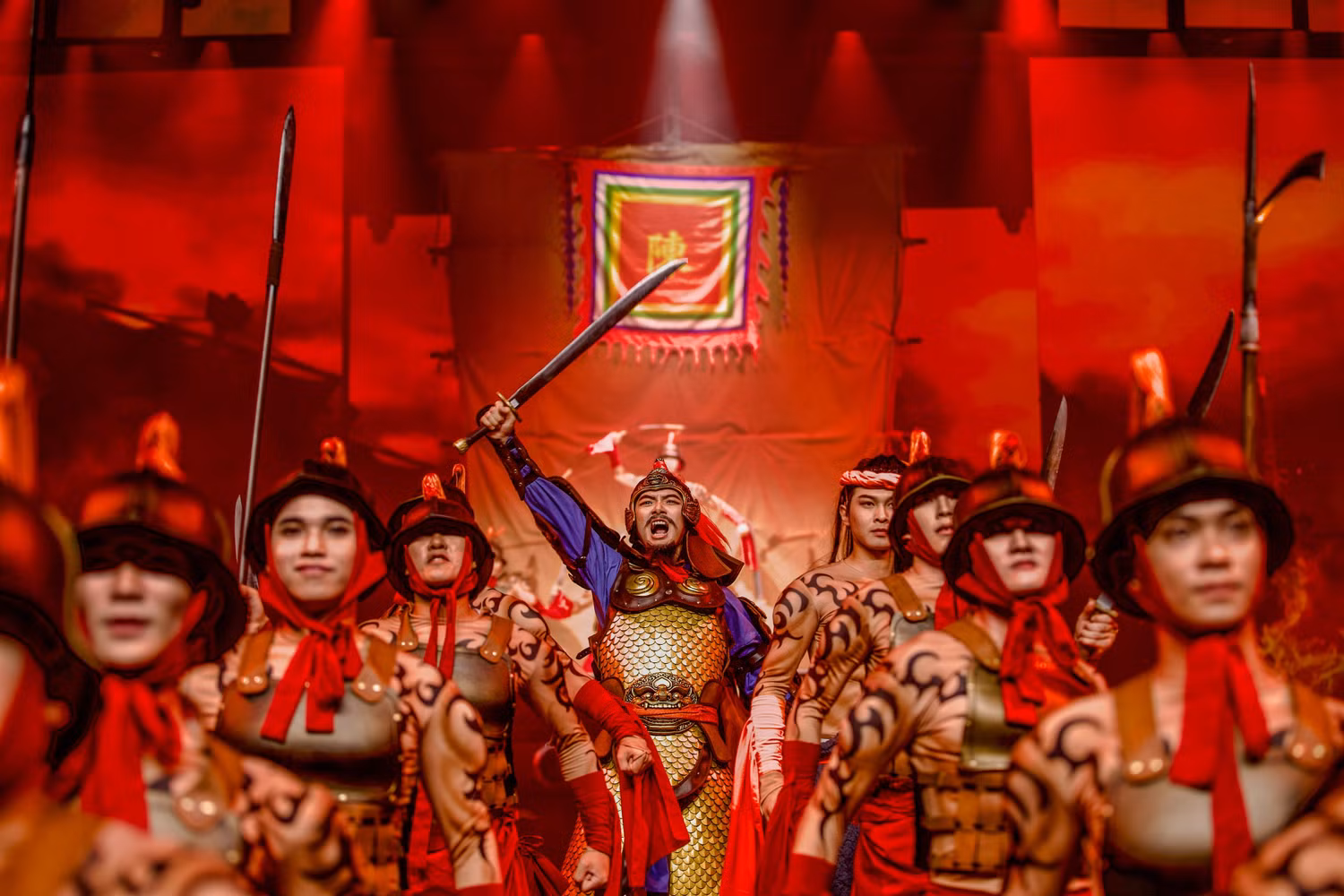 5-4000-nam-lich-su-duoc-phuc-dung-song-dong-trong-75-phut-voi-nhung-trai-nghiem-da-giac-quan-lan-dau-tien-xuat-hien-tai-viet-nam.jpg