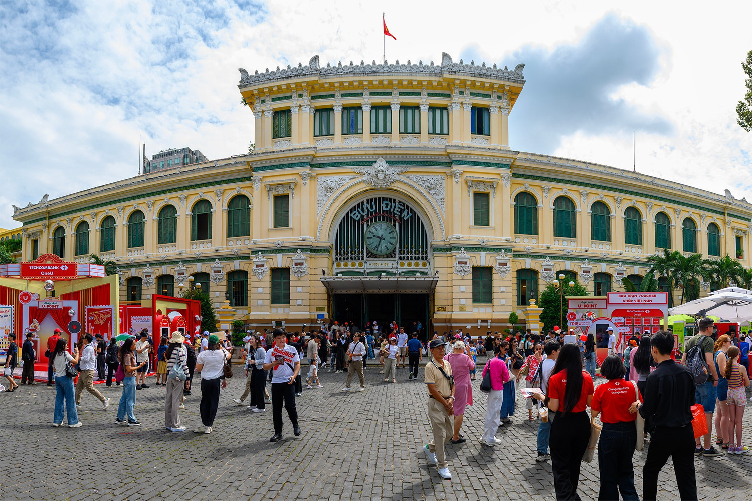 techcombank-24oneu-day.jpg