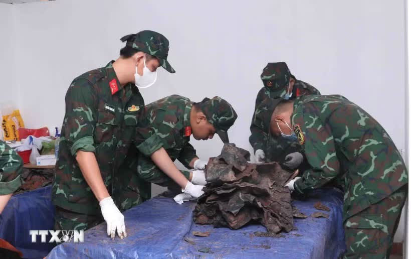 hai-cot-liet-si.jpg