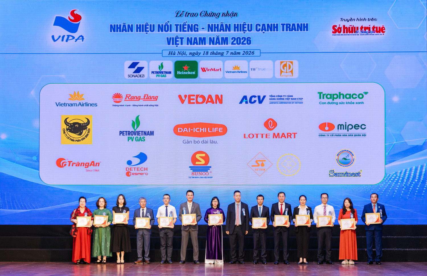 2-day-la-nam-thu-11-lien-tiep-hang-hang-khong-quoc-gia-viet-nam-co-mat-trong-bang-xep-hang-nay-tinh-tu-2015.jpg