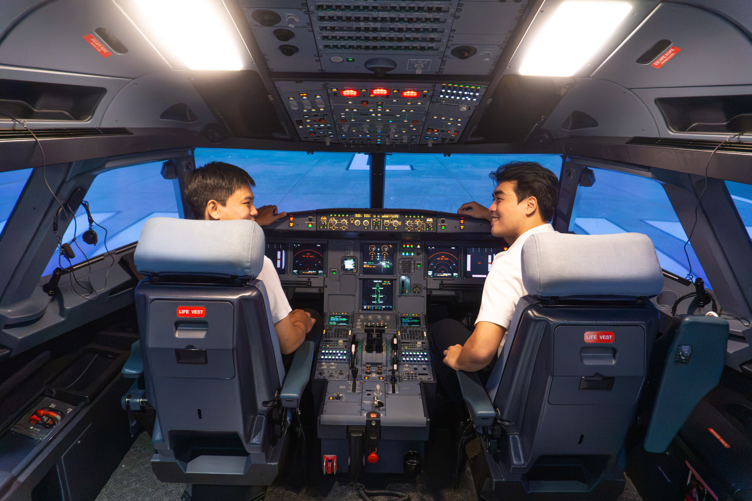 bba-training-sun-phuquoc-airways-1.jpg