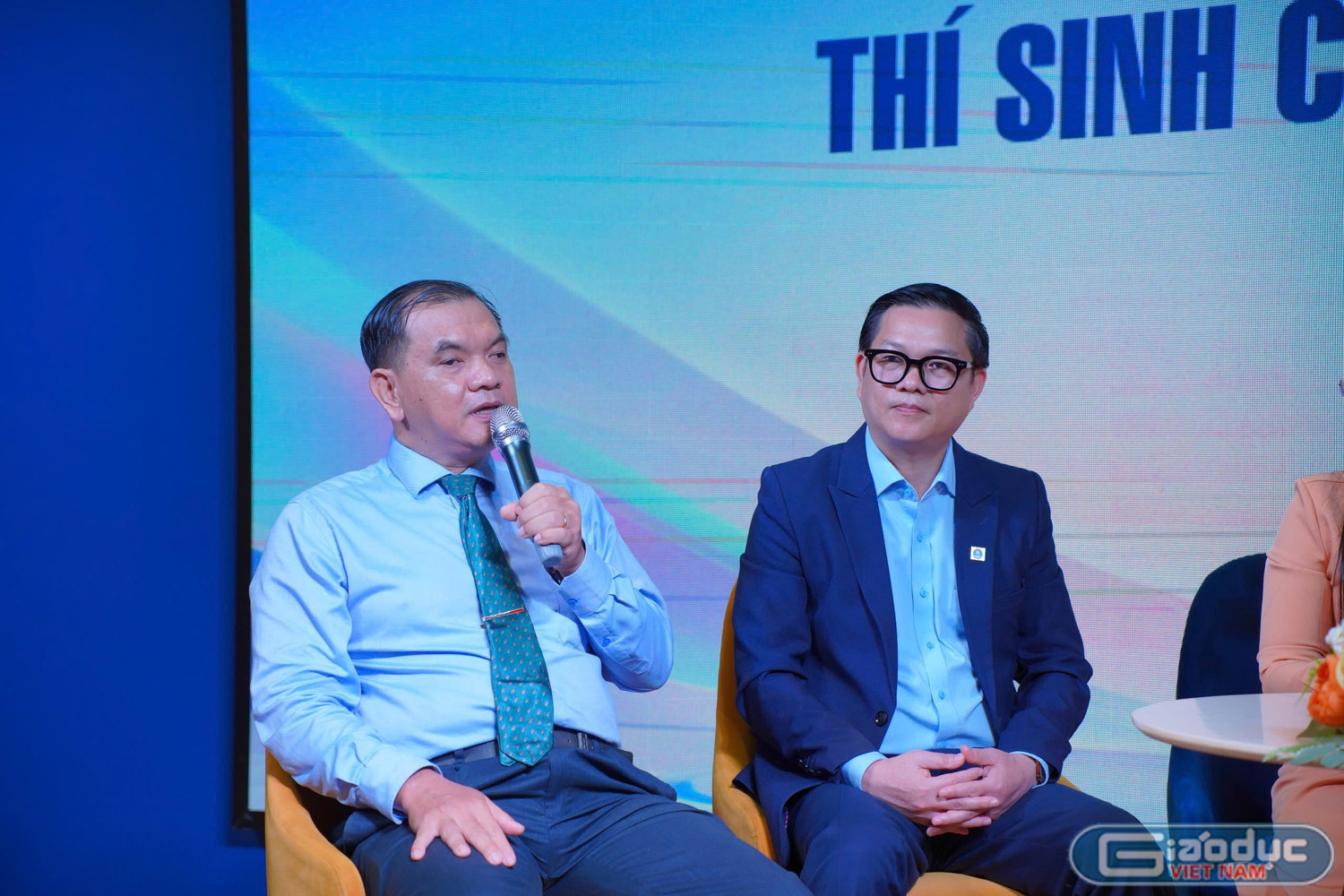 Ông Nguyễn Trọng Nghĩa, Phó trưởng phòng Tuyển sinh đào tạo, hợp tác quốc tế, Trường Cao đẳng Lý Tự Trọng.Thành phố Hồ Chí Minh.