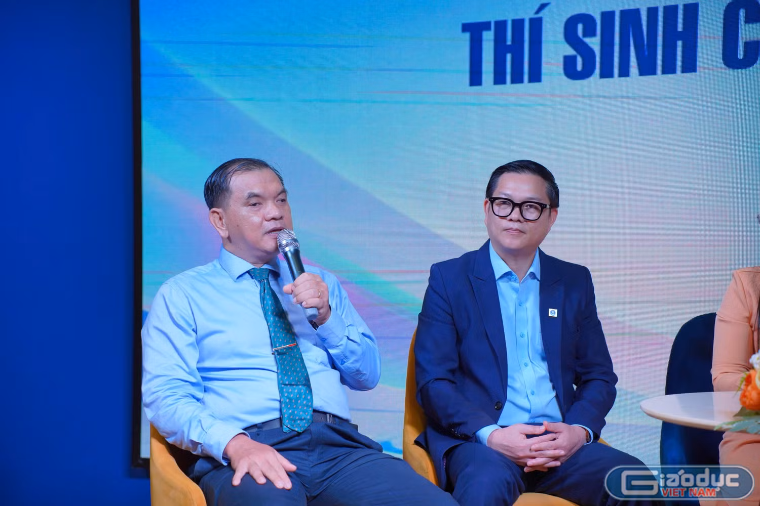 Ông Nguyễn Trọng Nghĩa, Phó trưởng phòng Tuyển sinh đào tạo, hợp tác quốc tế, Trường Cao đẳng Lý Tự Trọng.Thành phố Hồ Chí Minh.