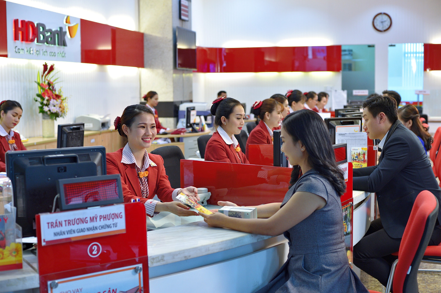 hdbank2.jpg