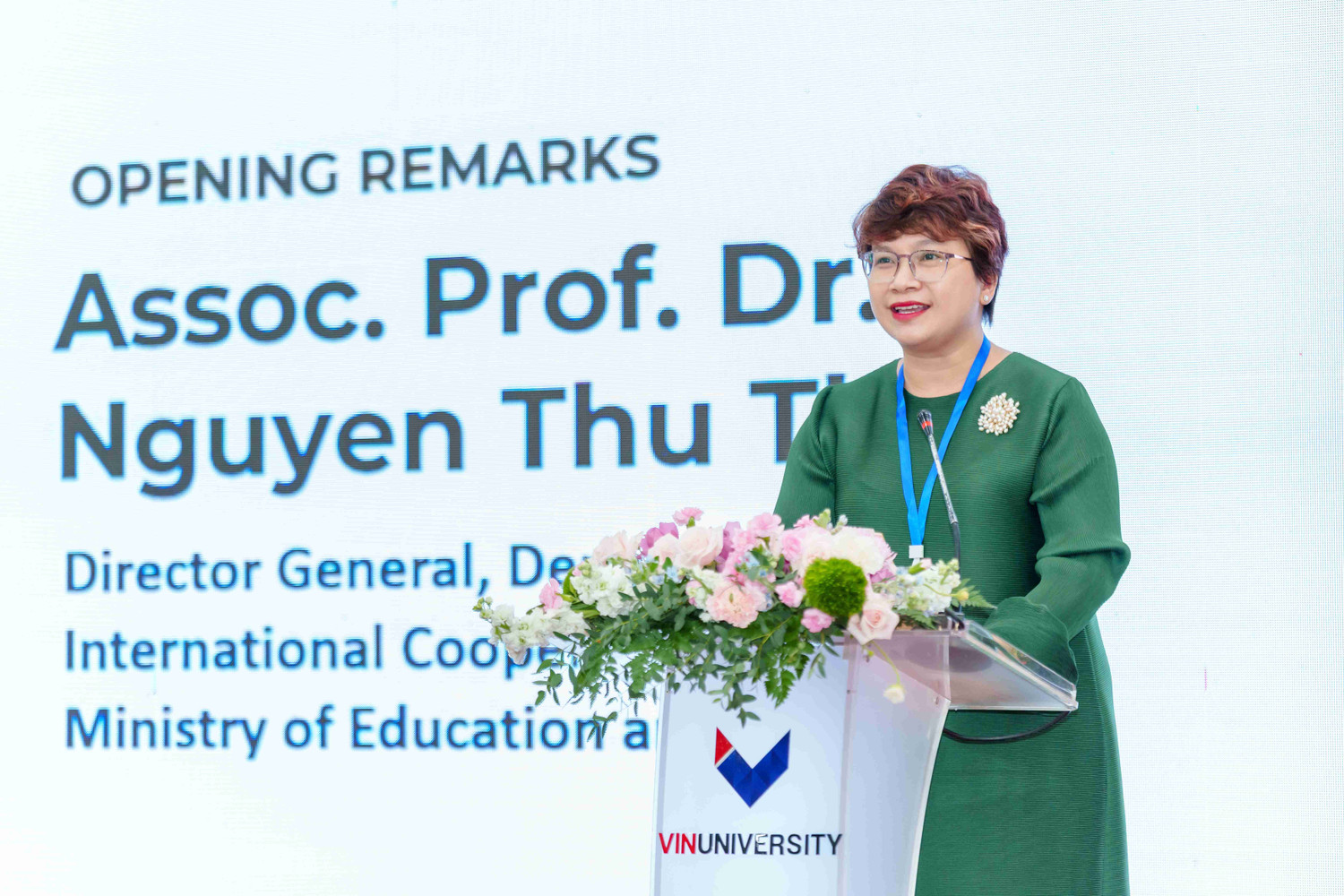 anh-2-ba-nguyen-thu-thuy-cuc-truong-cuc-hop-tac-quoc-te-bo-gd-dt-phat-bieu-dinh-huong-ve-nang-cao-vi-the-thuc-chat-cua-giao-duc-dai-hoc-viet-nam-tren-the-gioi.jpg