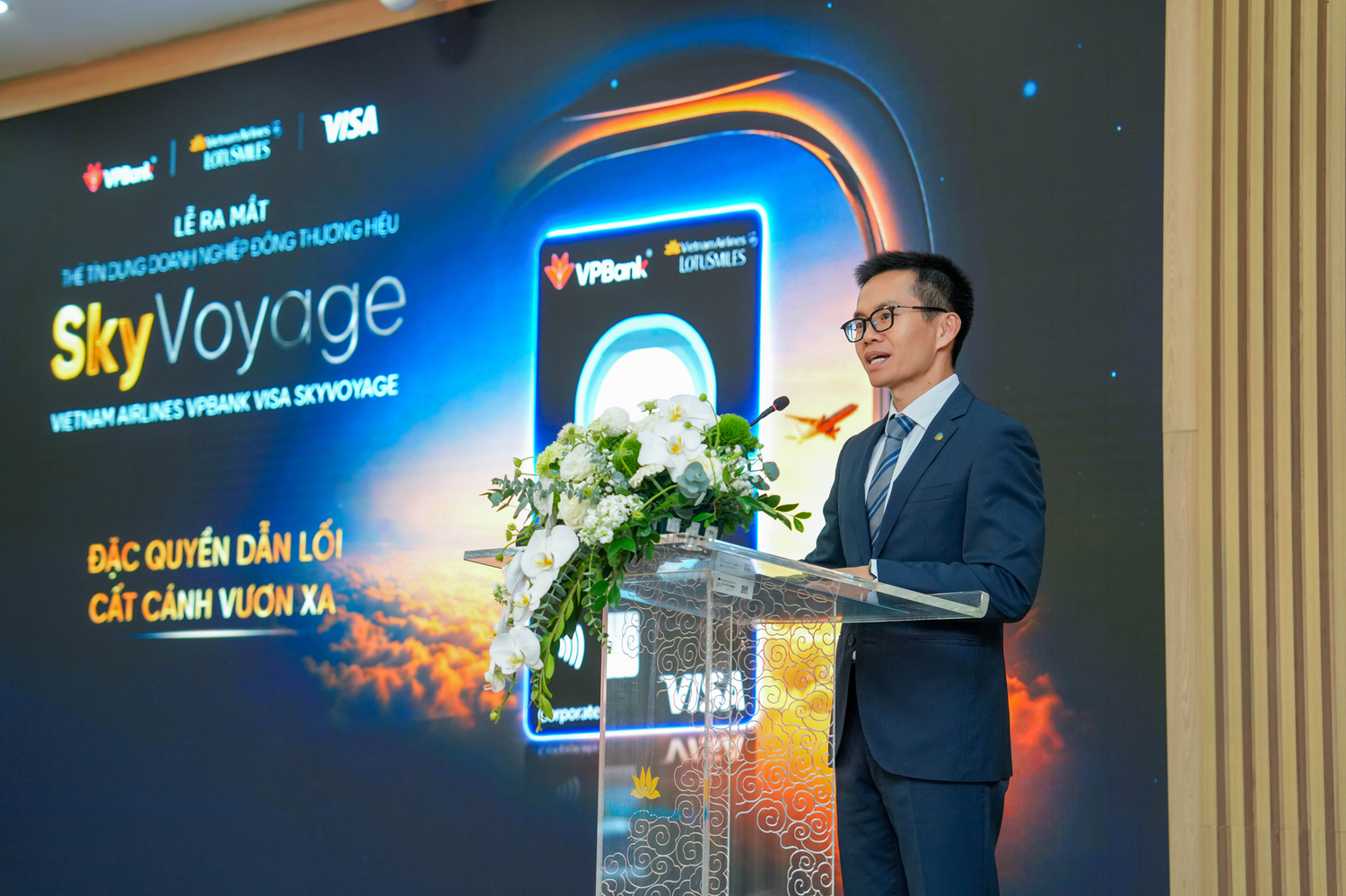 Ông Nguyễn Quang Trung, Phó Tổng giám đốc Vietnam Airlines, cho biết SkyVoyage được phát triển nhằm giúp doanh nghiệp tối ưu chi phí công tác, tích lũy quyền lợi hàng không và nâng cao hiệu quả quản trị tài.