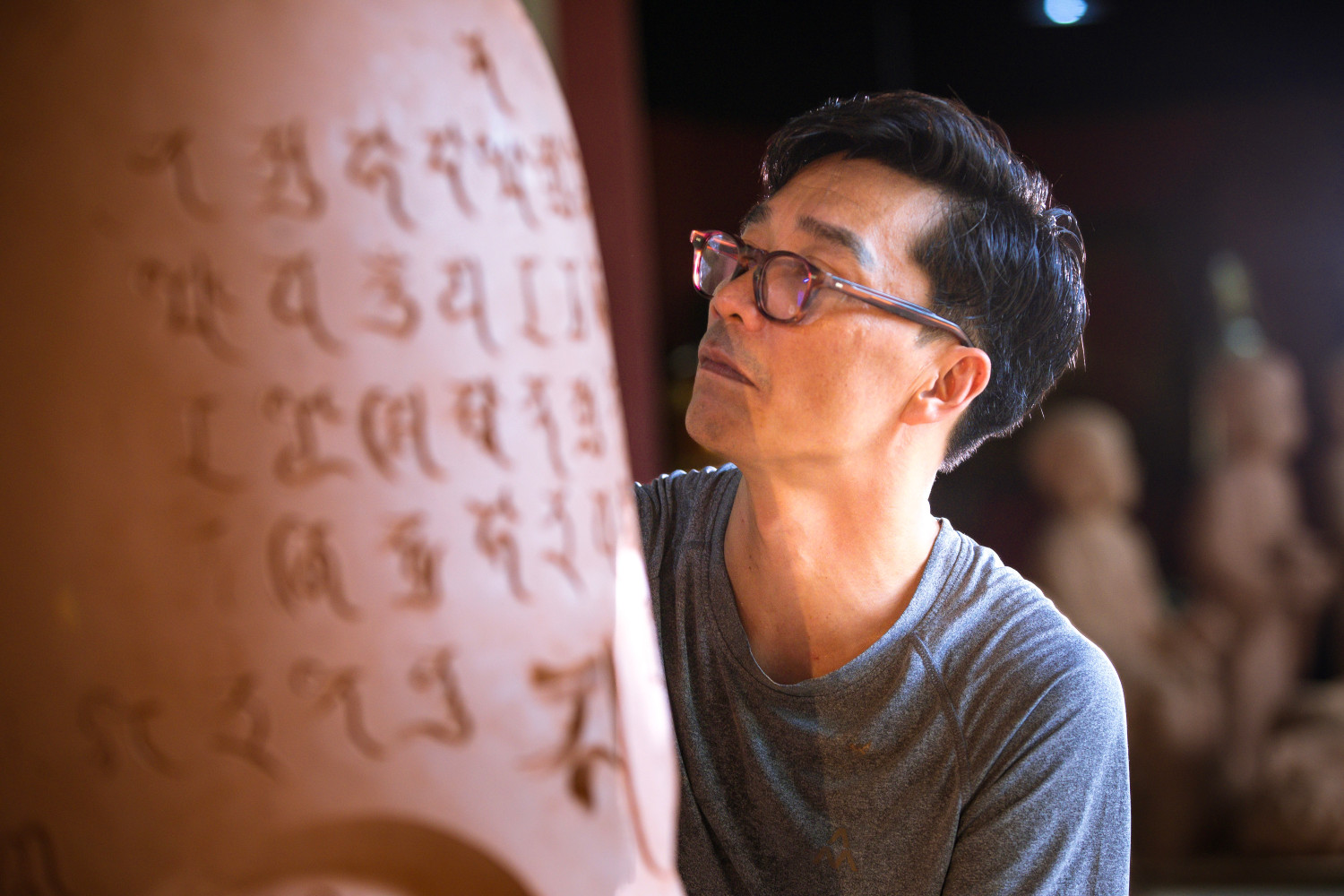 nghe-si-tuan-gom-1.jpg