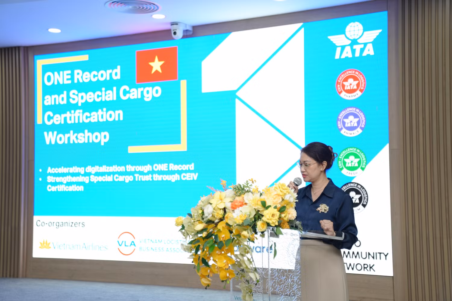 anh-3-ba-nguyen-thanh-huong-giam-doc-iata-tai-viet-nam.jpg