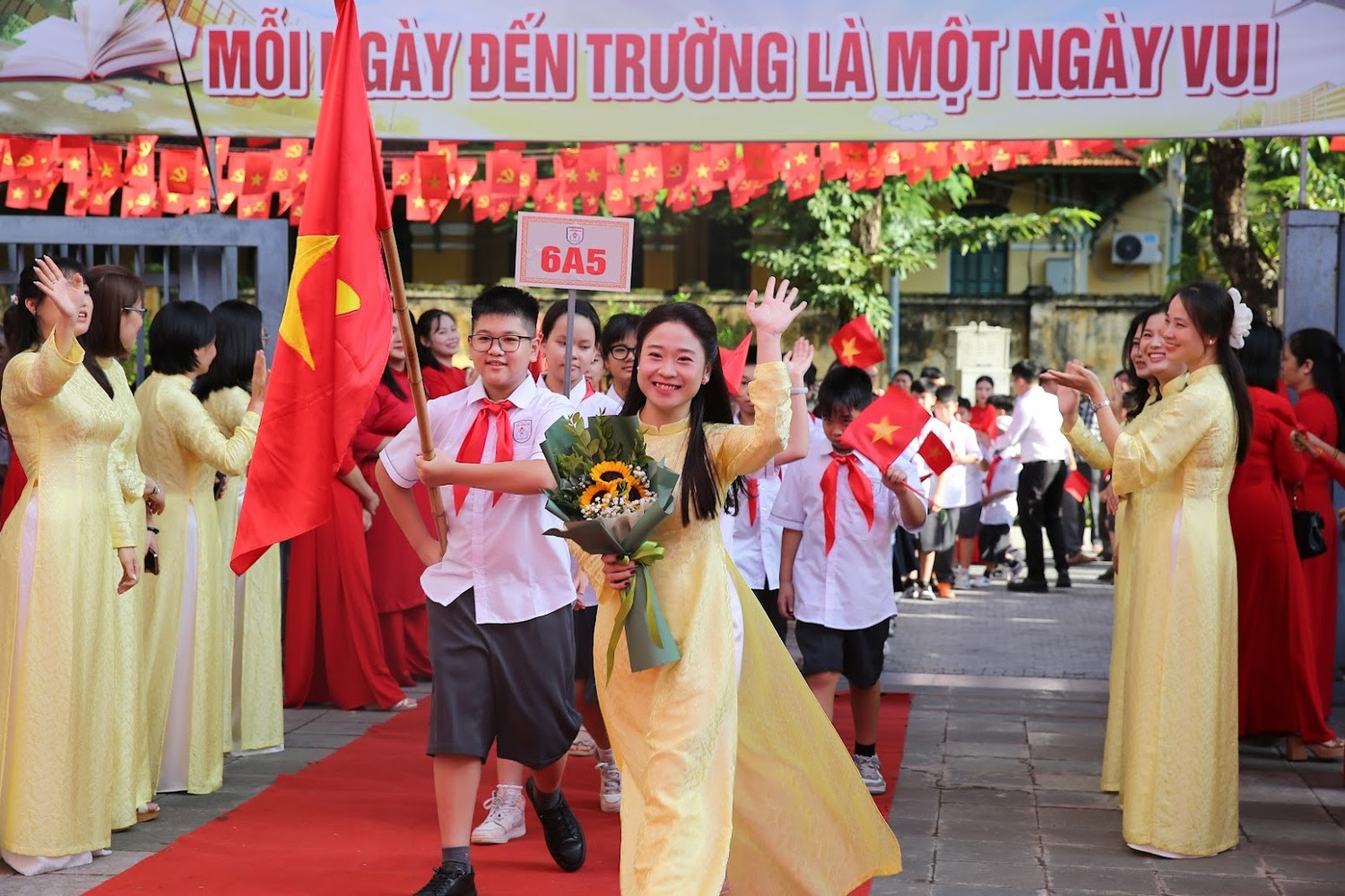 khai-giang.jpg
