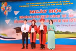 Trường THCS Ngô Quyền biểu dương 30 HS xuất sắc và chào đón 660 học sinh lớp 6