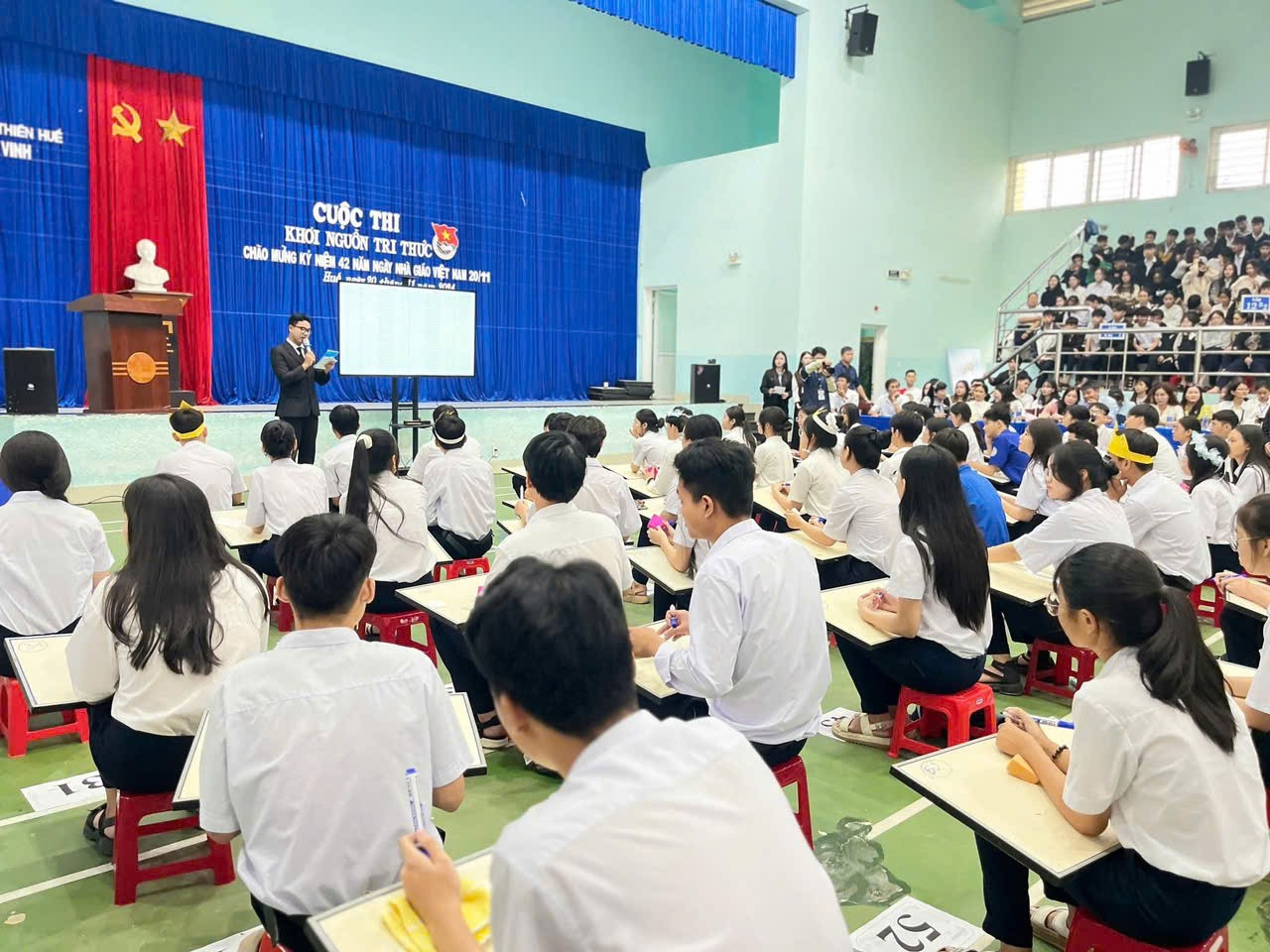Một hoạt động của học sinh Trường Trung học phổ thông Hương Vinh. Ảnh website nhà trường