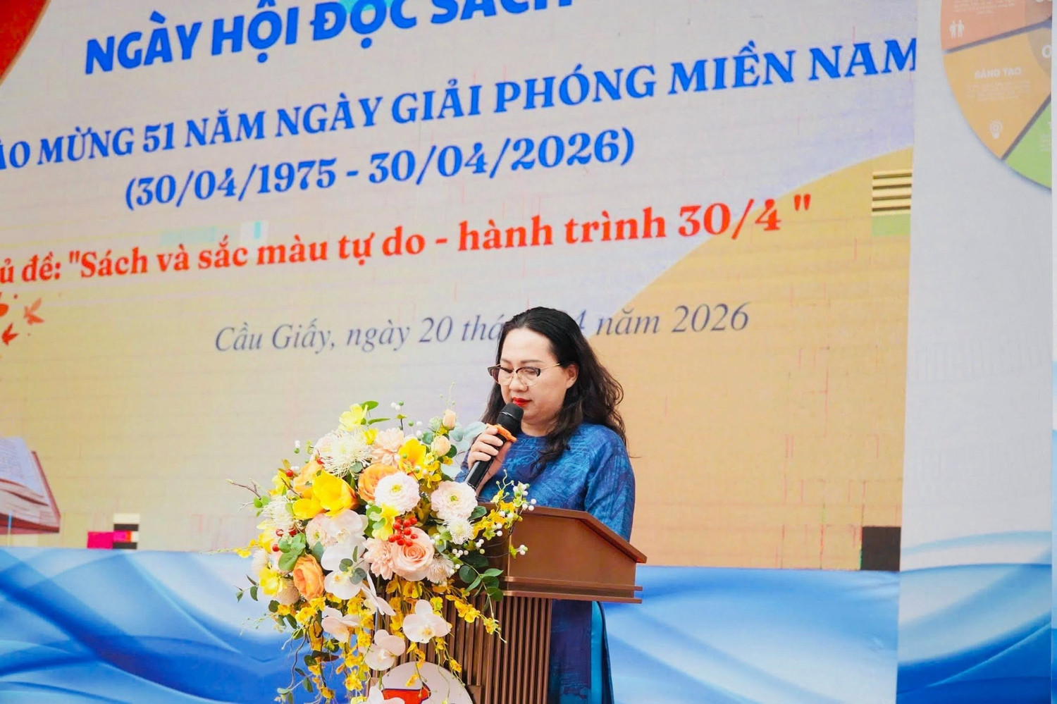 Cô Nguyễn Thị Hồng Minh - Phó Hiệu trưởng Trường Trung học cơ sở Dịch Vọng (phường Cầu Giấy) Ảnh: NVCC.
