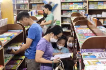 Nhu cầu SGK năm học 2026-2027 tăng gần 40% so với dự báo, nhiều nguyên nhân dẫn đến thiếu sách