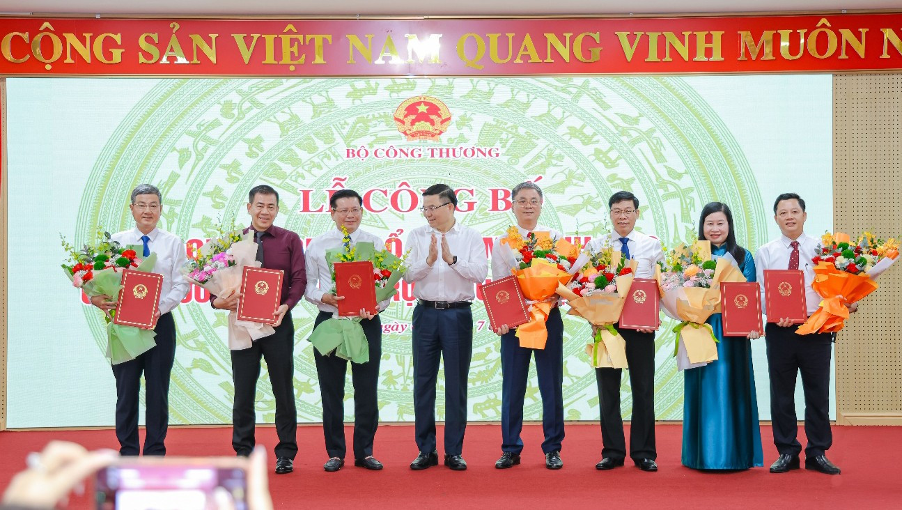truong-dai-hoc-kinh-te-ky-thuat-cong-nghiep-2279.jpg