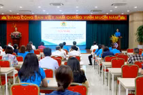 Công đoàn phường Cửa Nam sơ kết 6 tháng và trao giải cuộc thi ảnh trực tuyến "Tình yêu gia đình" 