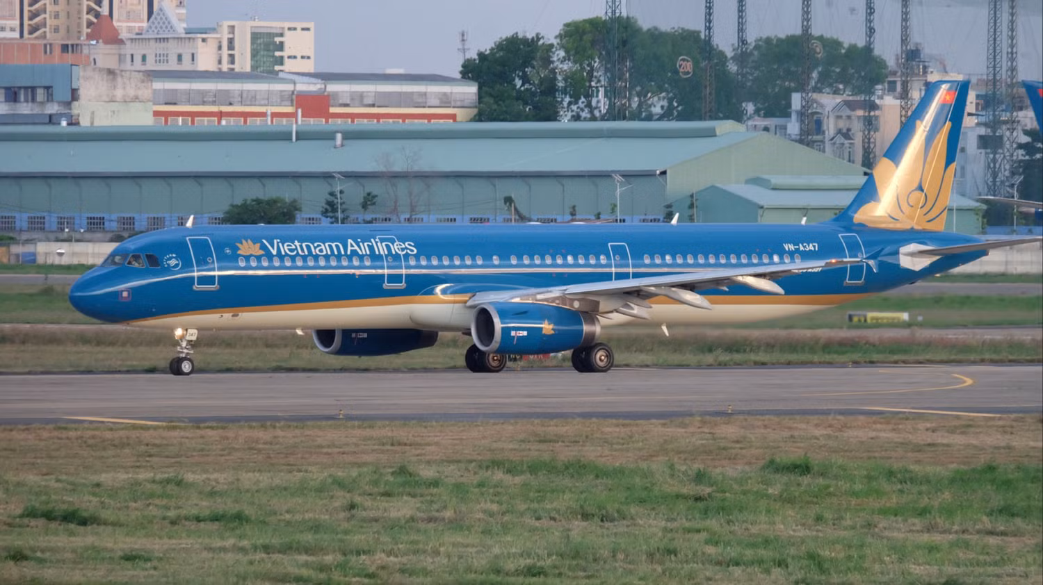 may-bay-a321.png