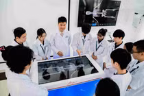 Lần đầu bổ sung chỉ số đặc thù cho khối ngành sức khỏe: Cần thiết nhưng tạo không ít áp lực