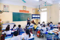 Theo Nghị định 232, GV mầm non, phổ thông sẽ chuyển xếp lương từ hạng sang bậc nghề nghiệp ra sao?