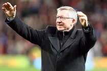 Clip xúc động fan Việt gửi tặng Sir Alex
