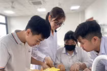 Thầy cô dự báo điểm chuẩn năm 2026 của khối ngành Y Dược tăng nhẹ so với năm ngoái