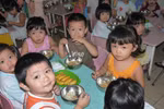 Chiếm dụng tiền ăn của học sinh mầm non