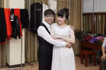 Long Nhật 'ôm chặt' Vân Dung hậu trường liveshow hài Thúy Nga