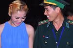 Văn Mai Hương ra biên giới hát mừng chiến sĩ biên phòng