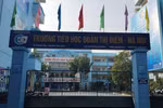 Gom thực phẩm ngoài chợ, Hiệu trưởng Trường Đoàn Thị Điểm xin... rút kinh nghiệm