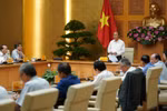 Tiếp tục thực hiện giải pháp kích thích kinh tế, cả về tài khóa và tiền tệ