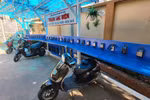 Trường học đầu tiên tại TP.HCM trang bị chỗ sạc miễn phí cho học sinh đi xe điện