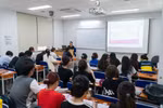 Một trường đại học chi 500 triệu đồng để mời giáo sư dưới 50 tuổi về làm việc