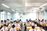 Phụ huynh, học sinh thấp thỏm chờ thông tin về môn thi thứ 3 vào lớp 10