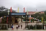 Công trình nhà bán trú “đắp chiếu”, học sinh dang dở việc học 