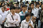 Học để làm việc hay để làm … quan?