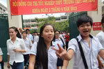 Tranh cãi đề thi Văn: Ai dám khuyến khích học trò sống như Nam?